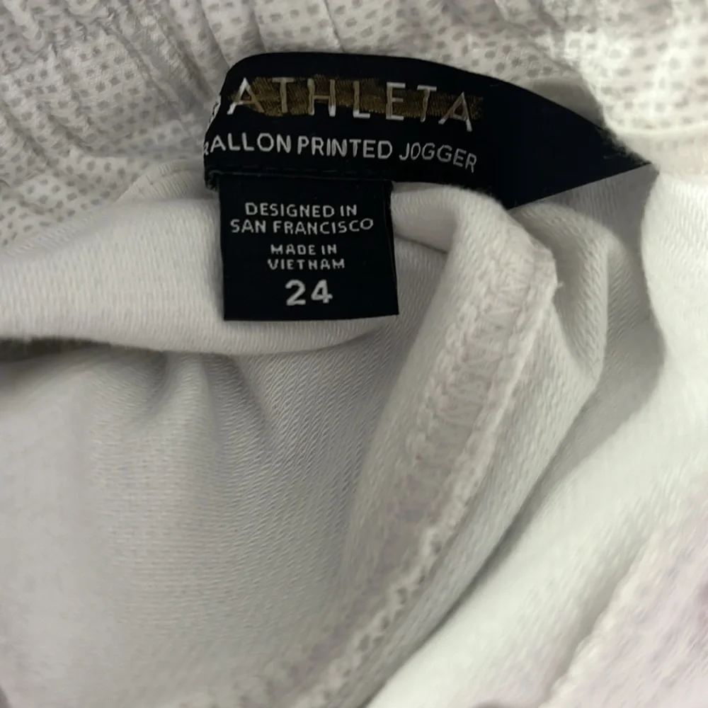 NWT $109 ATHLETA Farallon Printed Jogger, Spliced Magic Veil Grey, Size 24